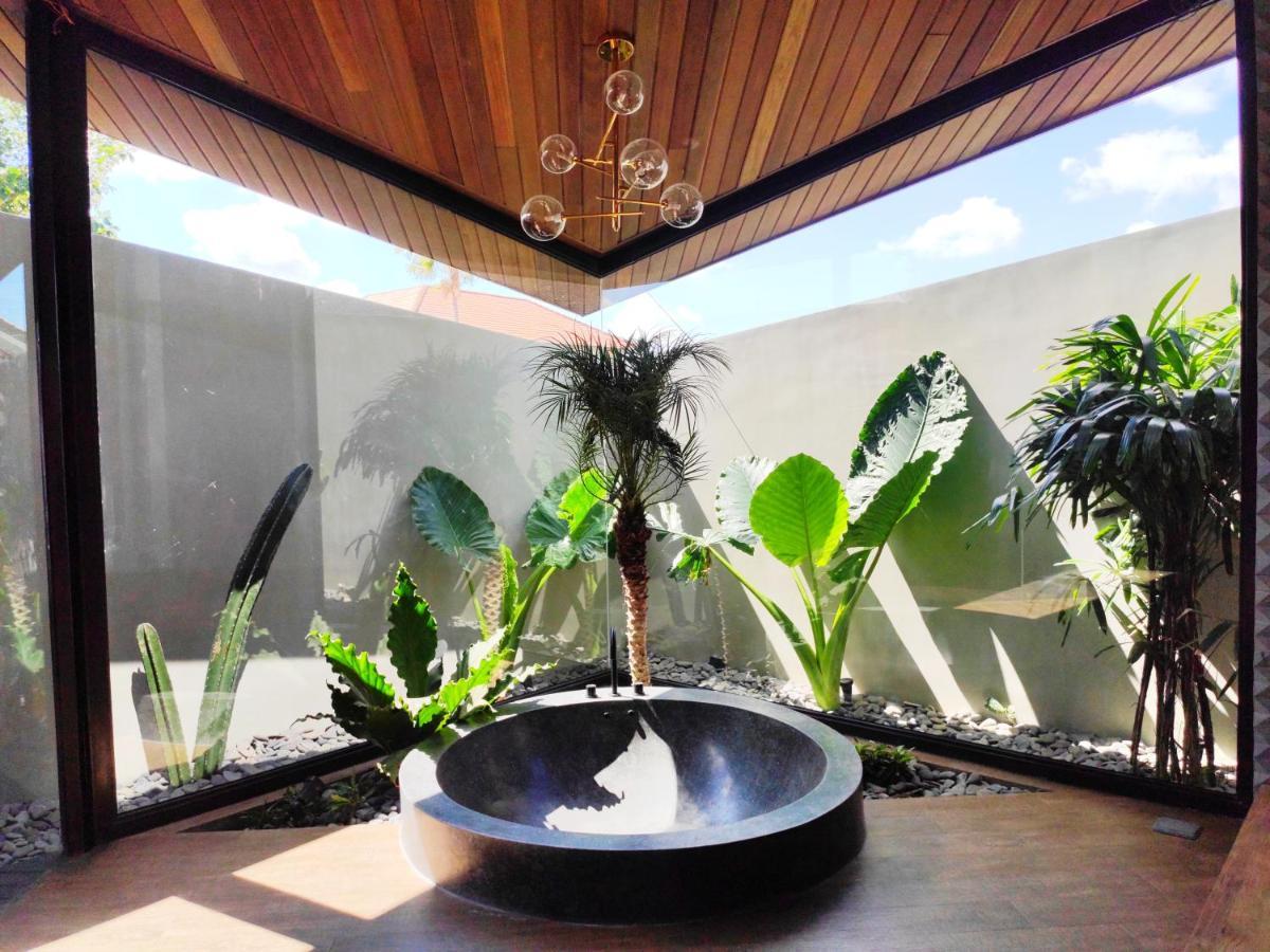 Villa Feh Bali By House Of Winds - Neo Tropical Eden Near Canggu 科洛布坎 外观 照片
