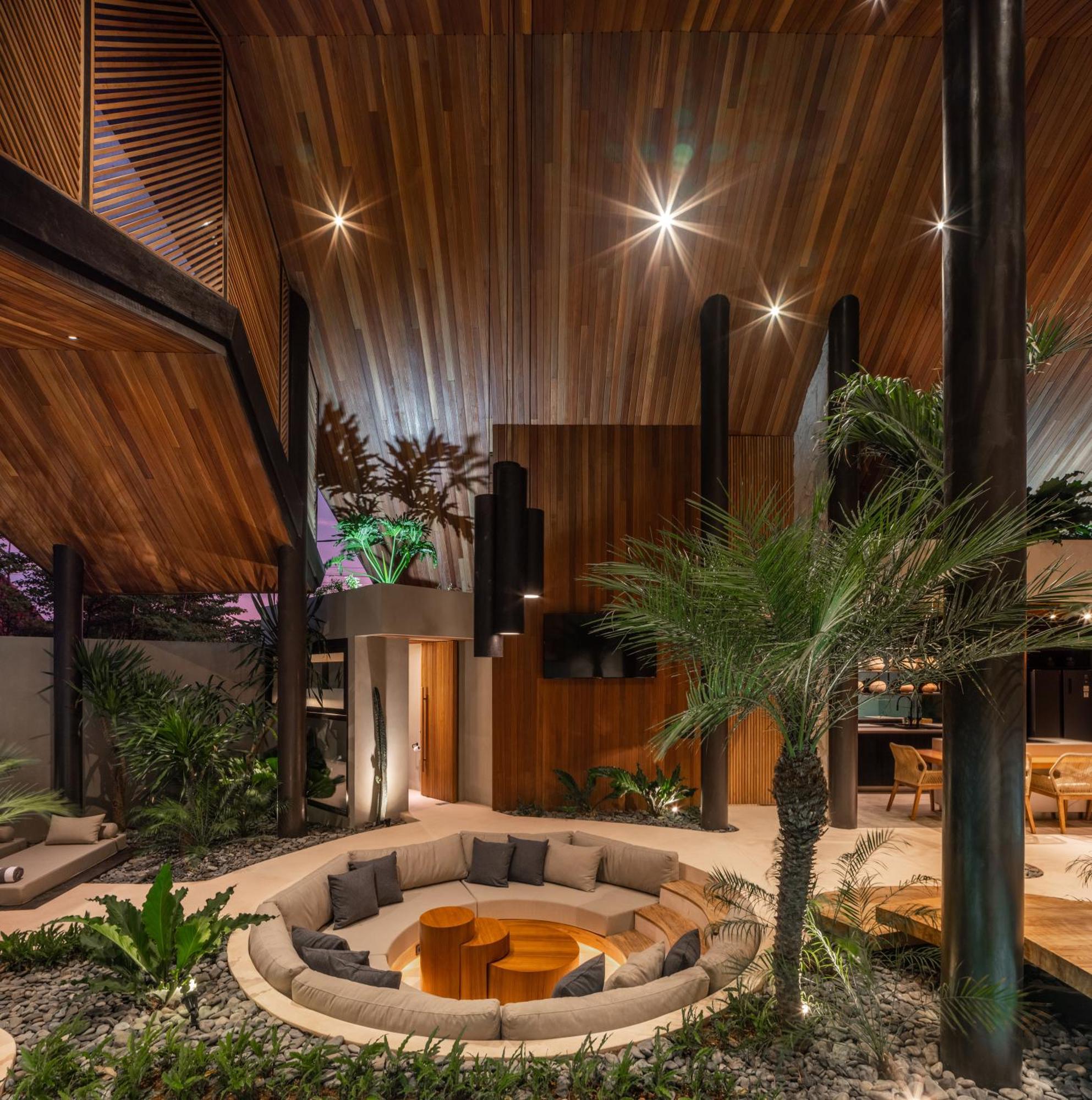 Villa Feh Bali By House Of Winds - Neo Tropical Eden Near Canggu 科洛布坎 外观 照片
